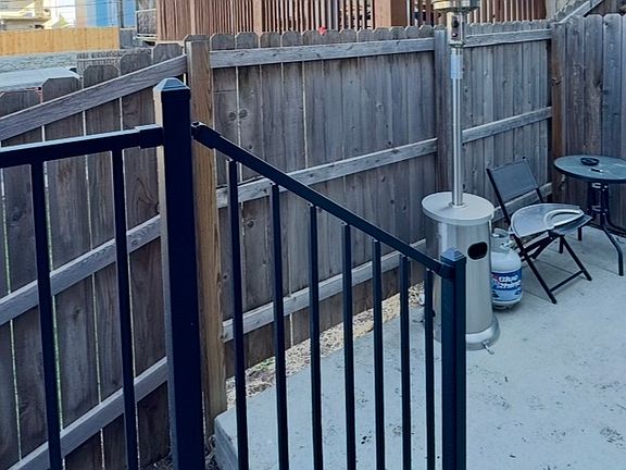5th image of 1034 Missouri Ave