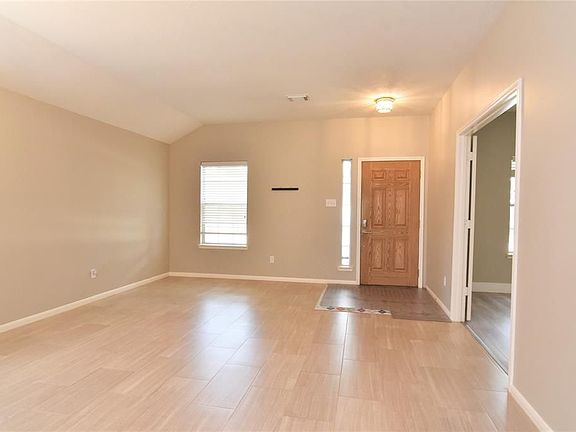 5th image of 21611 Oakbridge Park Ln