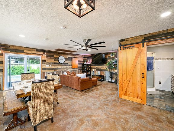 5th image of 2409 Rosewyn Ln