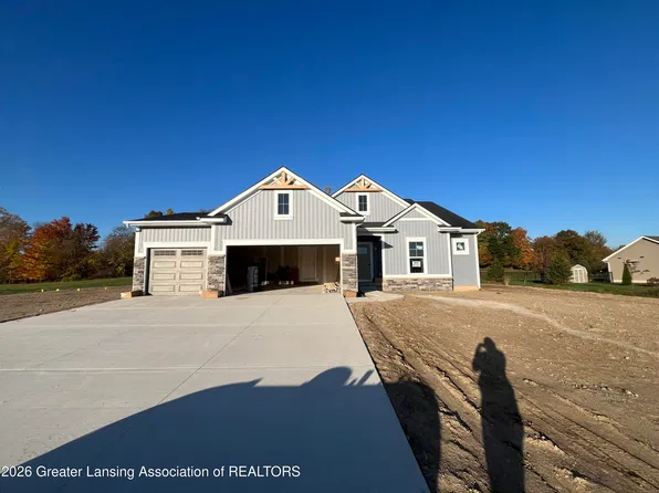 8846 Chicory Ln, Portland, MI 48875