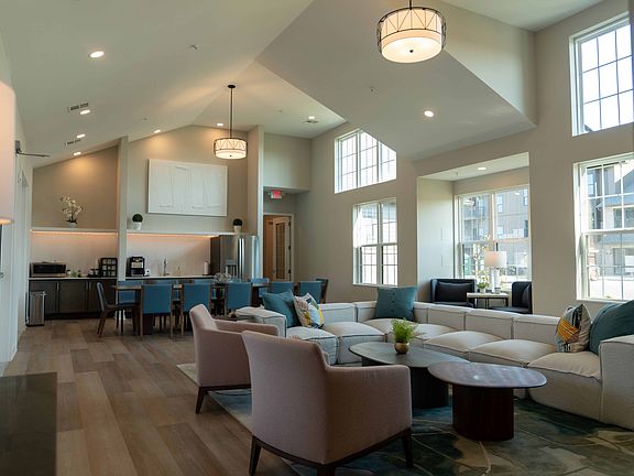 Vicinity clubhouse
