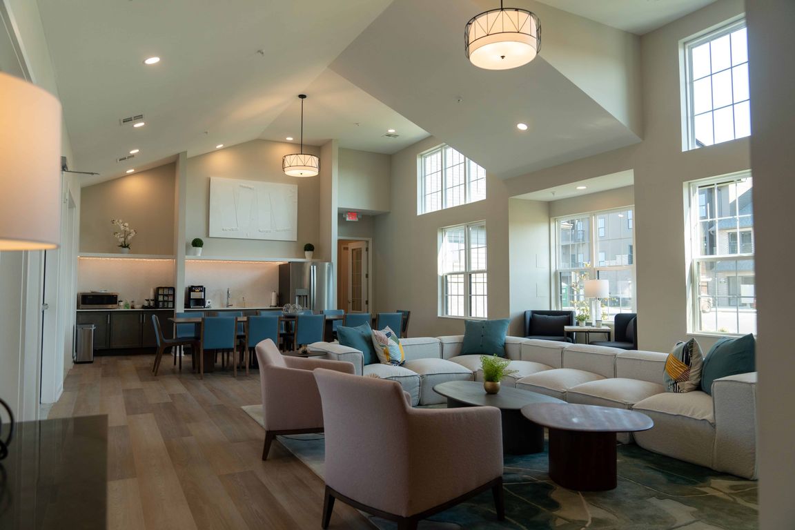 Vicinity clubhouse