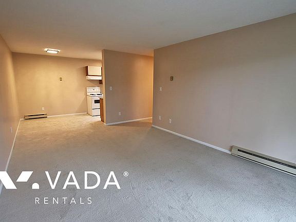 5th image of 224 Garden Dr N #303
