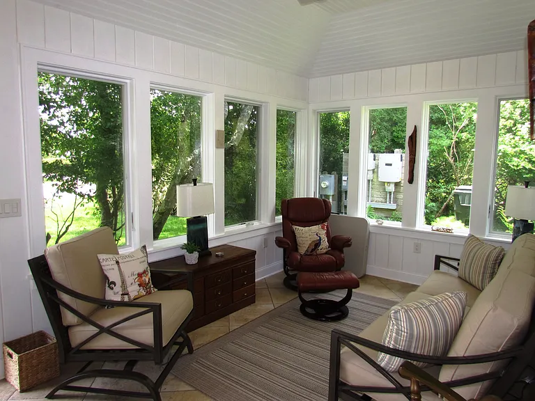 26 Hoppin Ave — Photo 4