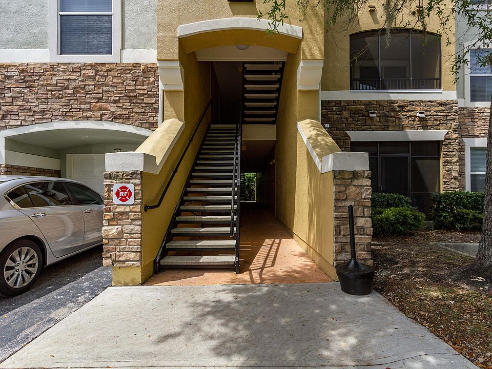 1st image of 8539 GATE Parkway W #613