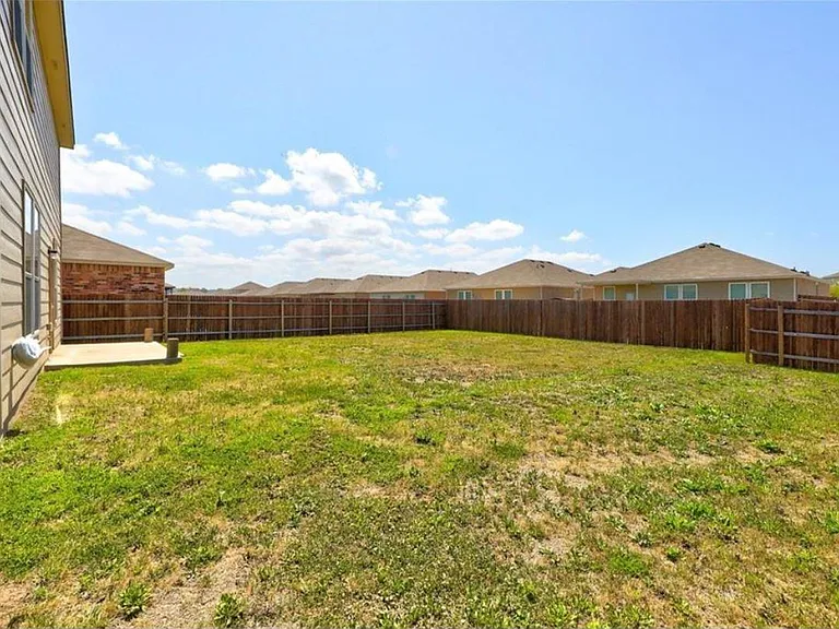 169 Marcheeta Way — Photo 32