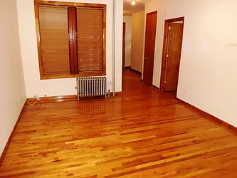 Rented by Maximus Realty Group