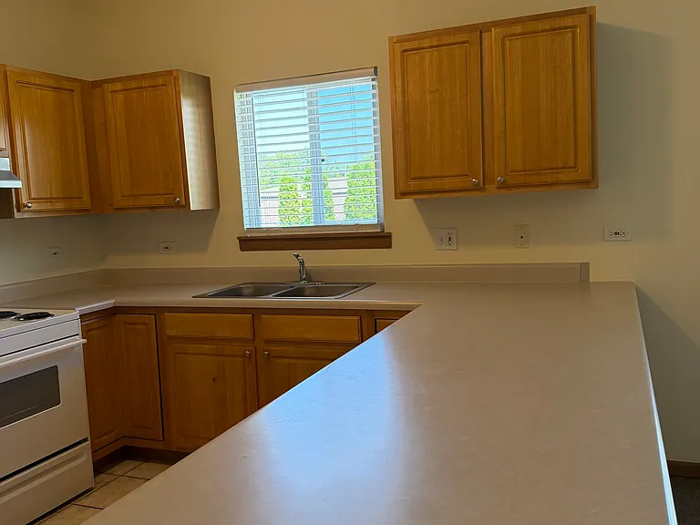 4017 W Lillian St — Photo 24
