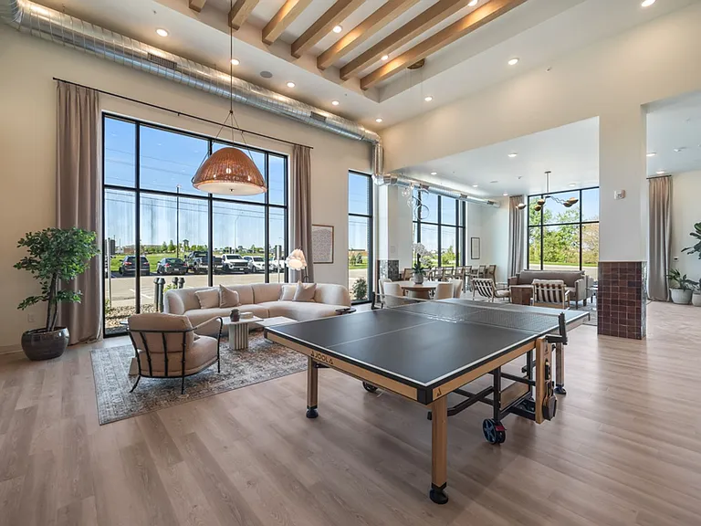 West Light Apartments - Brand New — Photo 33