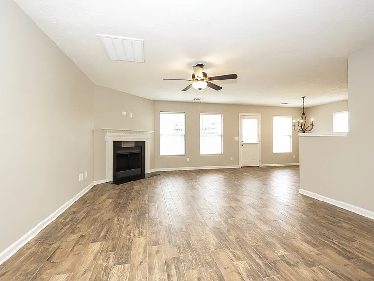 413 Creek Oak Dr — Photo 5