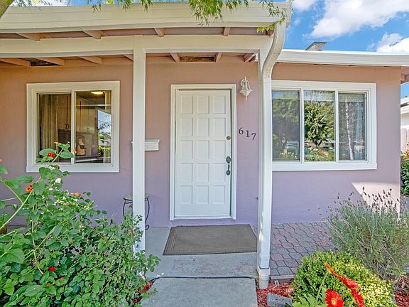 5th image of 617 Serenade Way