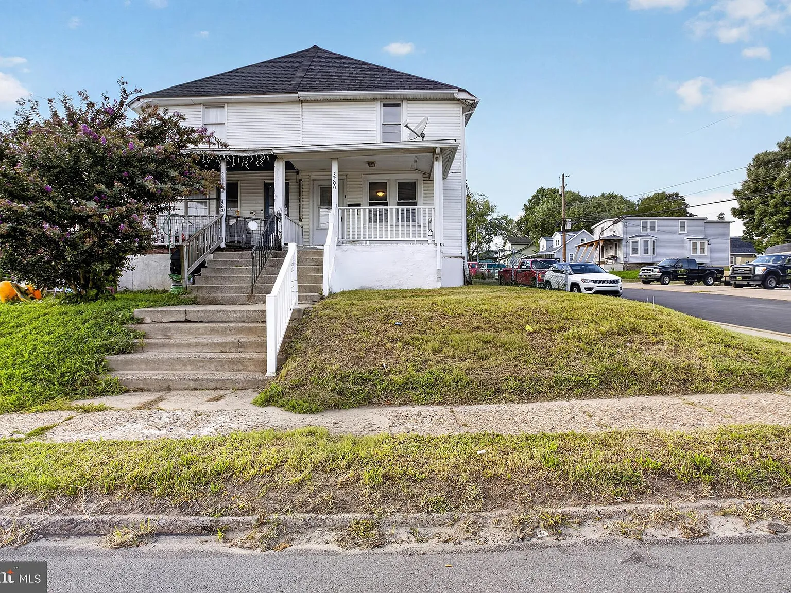 3 bed, 1056 sqft, $1,650 — Photo 3