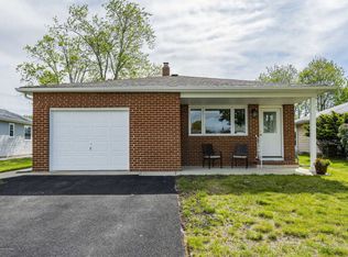 50 Liberta Dr, Toms River, NJ 08757