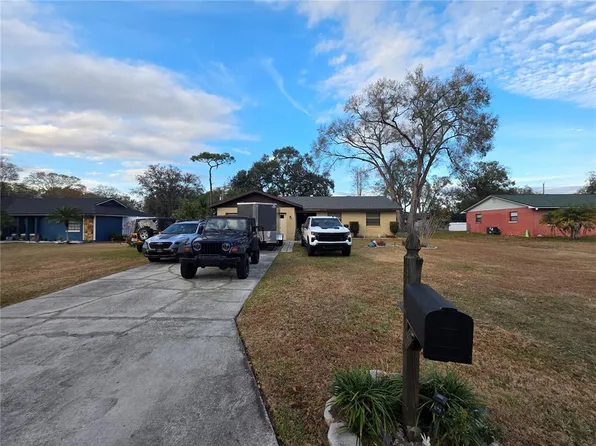 239 Connie Lee Ct, Lakeland, FL 33809