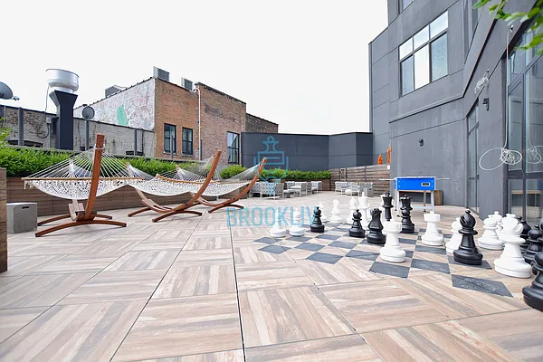 Rented by null | media 30