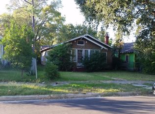 3107 5th St, Port Arthur, TX 77642
