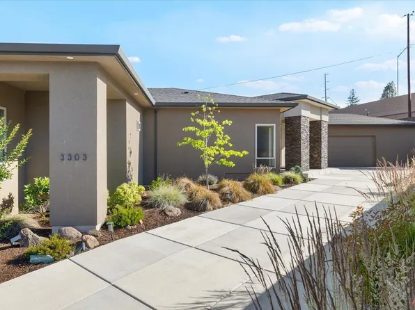 3303 Sky Way, Medford, OR 97504
