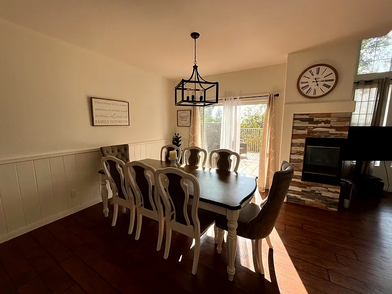 1888 Matin Cir — Photo 13