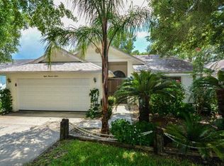 812 Derby Dr, Tarpon Springs, FL 34689