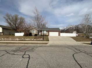 842 E 1850 N, North Ogden, UT 84414