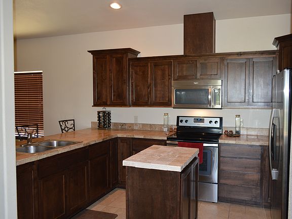 4th image of 1776 E County 18th St