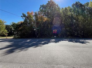 10637 Old State Line Rd, Swanton, OH 43558