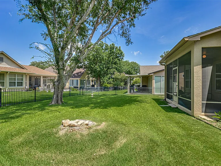 112 Bluebell Dr — Photo 26