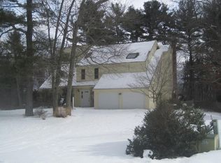 128 Rolling Meadow Dr, Holliston, MA 01746