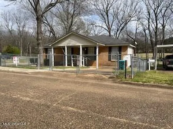 219 Edwin Cir, Sardis, MS 38666