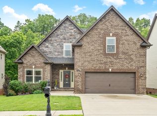 1615 Raven Rd, Clarksville, TN 37042