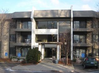 4680 Tower St SE APT 101, Prior Lake, MN 55372