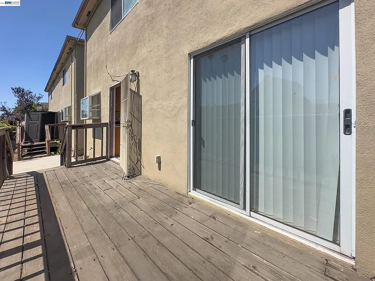 2716 Adeline St — Photo 21