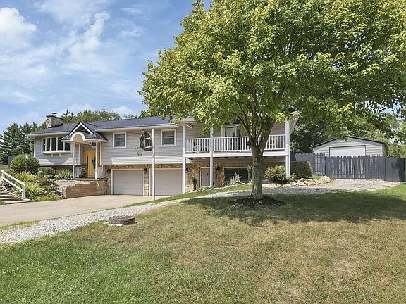 5th image of 3313 Meadowbrook Dr NE