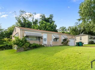 9924 Gloucester Dr, Saint Louis, MO 63137
