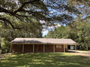1634 Binning Rd, Mansfield, LA 71052