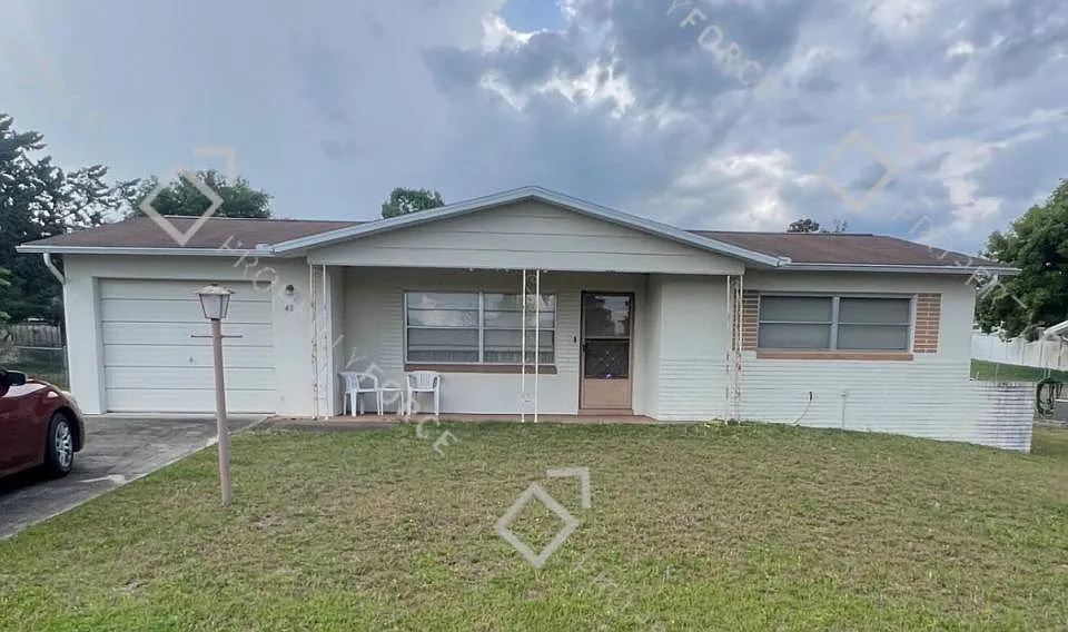 48 S Lucille St