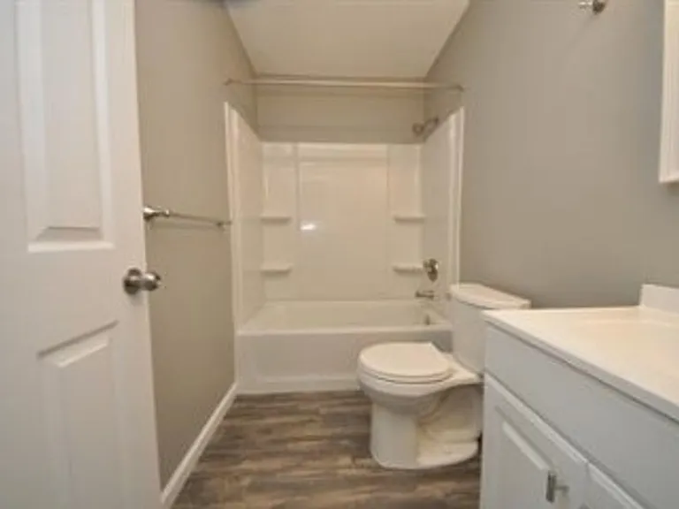 101P Granada Dr #101 — Photo 6