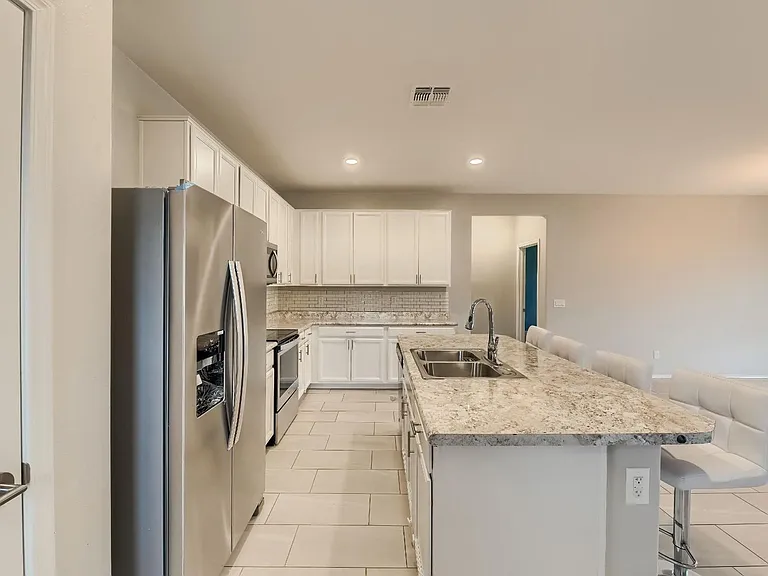 1754 E Grenadine Rd — Photo 8