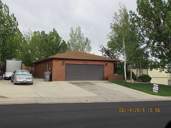 3rd image of 703 Madison Dr