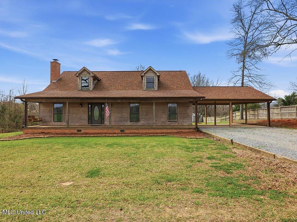1st image of 1440 Clover Hill Cir