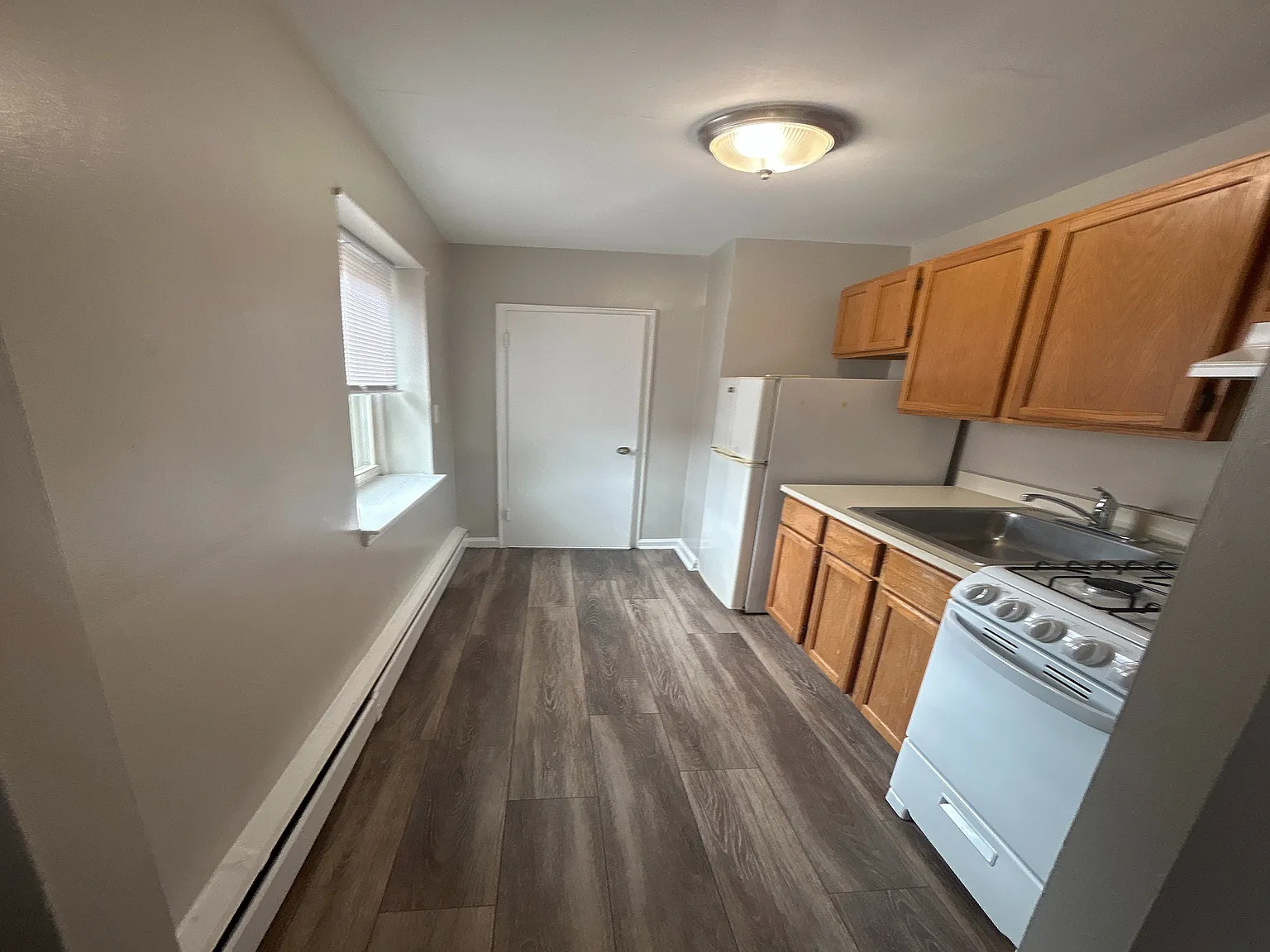 Campus Apartments — Photo 3