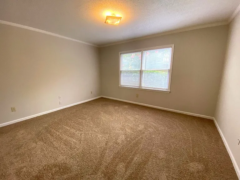 2505 W Broad St #611 — Photo 7
