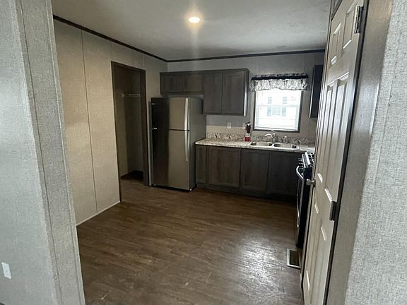 2nd image of 30064 Montmorency Dr