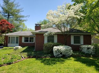 640 N Woodlawn Ave, Saint Louis, MO 63122