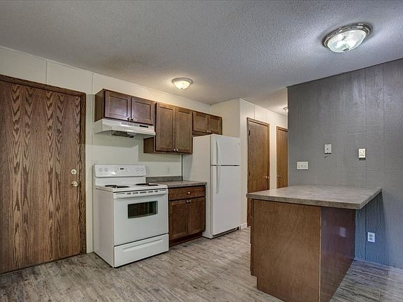 2nd image of 1721 S Broadway St #208