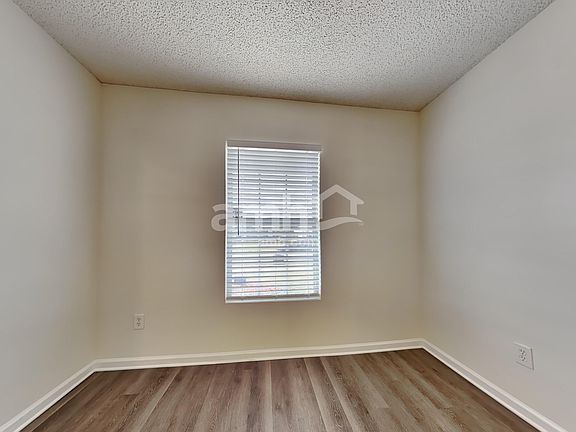 5th image of 2737 Taylor Hill Dr