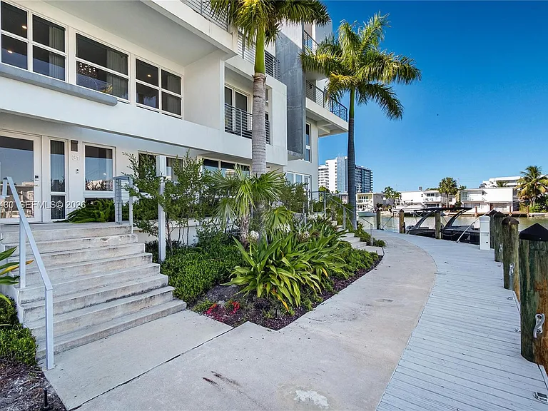 31 N Shore Dr #31 — Photo 45
