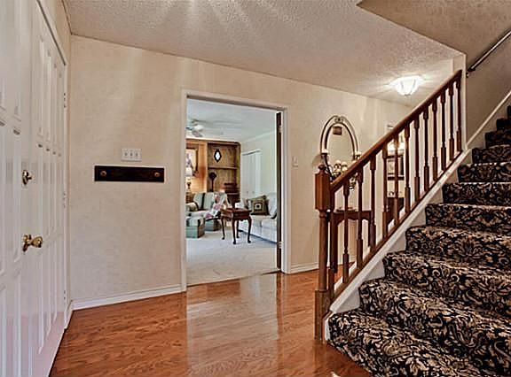 3rd image of 1311 N Trail Dr