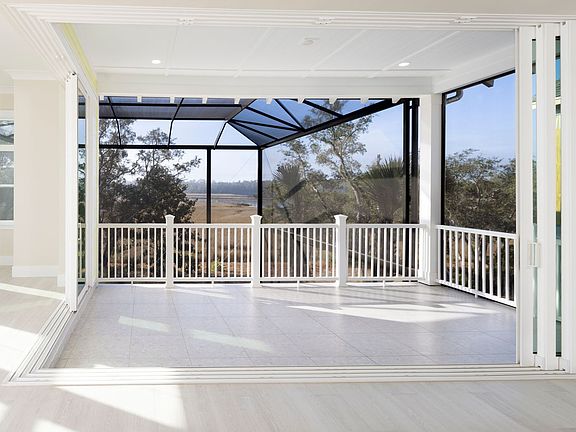 Grand Wayfarer Balcony