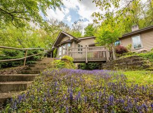 651 Swansea Rd, Newark, OH 43055